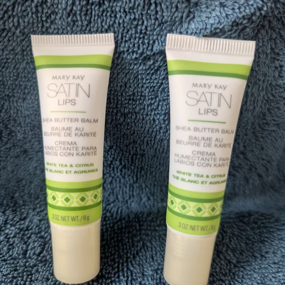 Mary Kay Satin Lips Shea Butter Balm - Green and White - Picture 6 of 6